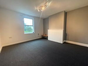 Lounge- click for photo gallery